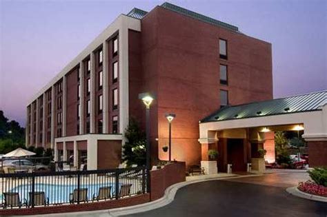 Hampton Inn by Hilton Greensboro-Airport - Greensboro NC | AAA.com