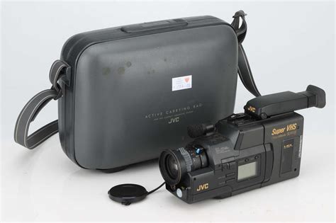 Lot 704 - A JVC GR-S77 Super VHS Camcorder,