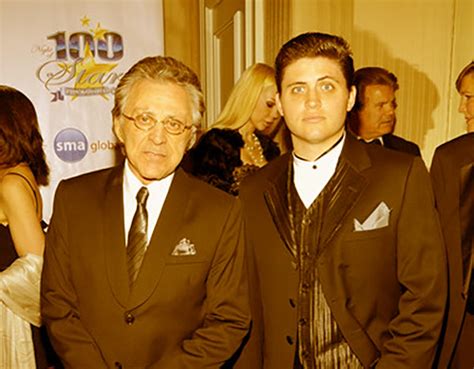 Frankie Valli Spouse, Children, and Family. - Famous Celebrities