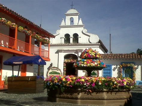 Pueblito_paisa_-_Medellín - Viajar por Colombia