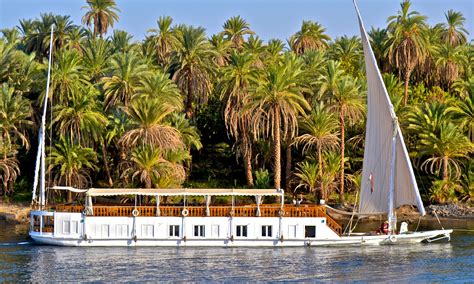 luxury small boat nile cruise - kloostrautman