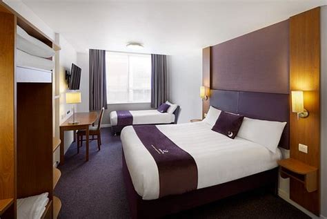 PREMIER INN SOUTHAMPTON EASTLEIGH HOTEL - Updated 2024 Prices & Reviews (England)