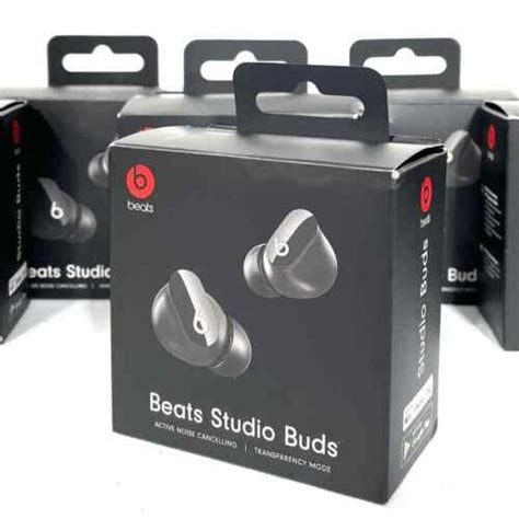 Beats Studio buds – True Solutions