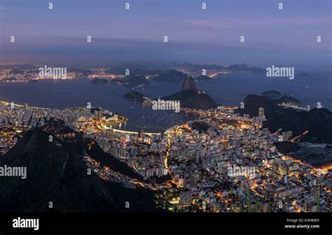 Rio de janeiro by night hi-res stock photography and images - Alamy