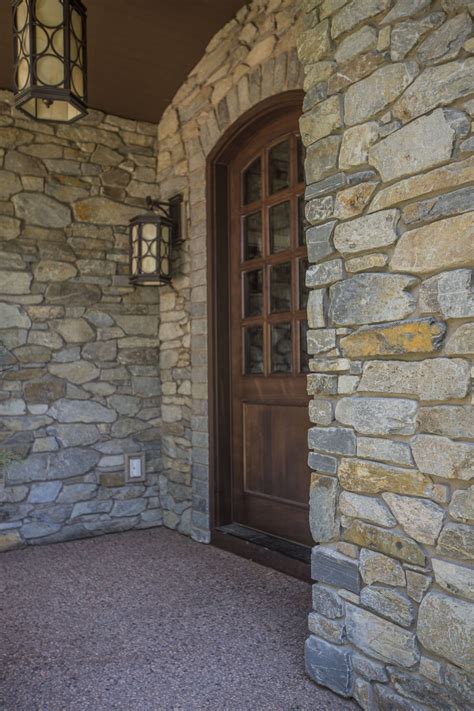 Improve Your Home's Curb Appeal with Exterior Stone | K2 Stone