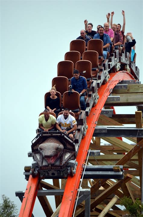 Six Flags Fiesta Texas- Iron Rattler – rideentertainment.com