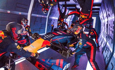 Red Bull F1 Pit Crew Performs World's First-Ever Zero Gravity Pit Stop ...