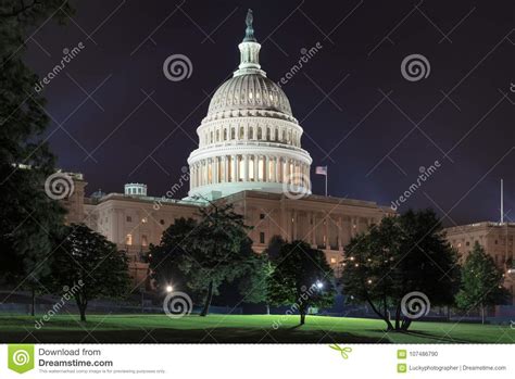 Night View of the United States Capitol Building in Washington DC ...