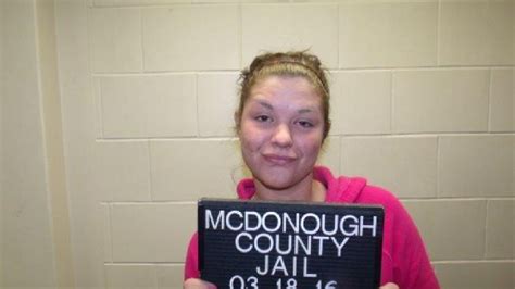 Macomb woman arrested for Burglary