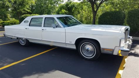 1977 Lincoln Town Car Sold | Motorious