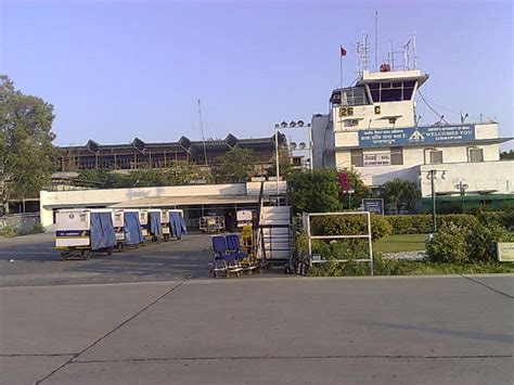 Lake City Udaipur: Udaipur Airport Wallpaper