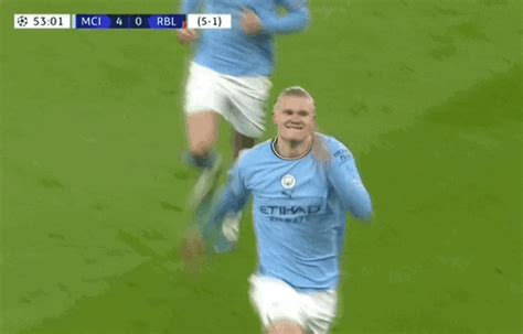 Man City Manchester GIF - Man city Manchester Haaland - Discover & Share GIFs