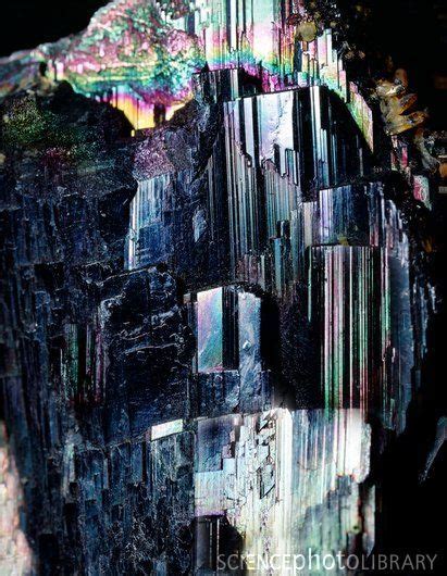 Wolframite forms tubular crystals Crystals Minerals, Rocks And Minerals ...