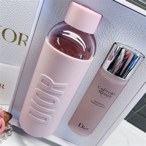 NIB Dior Pink Water Bottle Capture Totale Intensive Essence Lotion 5oz ...