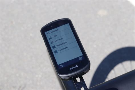 Garmin Edge 1030 Plus vs. Wahoo ELEMNT ROAM: Showdown!