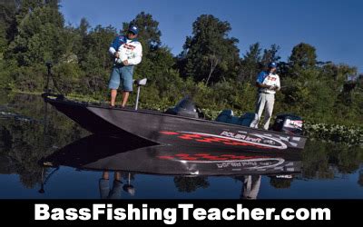 Bass Fishing Boats - Bass Fishing Teacher