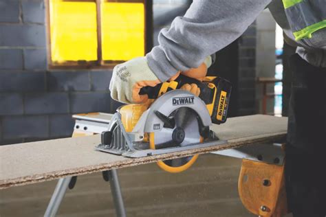 Dewalt DCS570 18v Brushless Circular Saw UPDATED!, 54% OFF