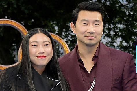 WATCH: Awkwafina Gives 'Shang-Chi' Costar Simu Liu Funny Golf Cart Tour