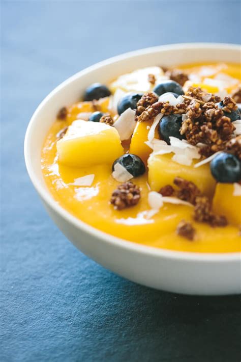 Mango Smoothie Bowl