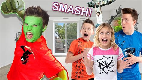 Ashton se transformou no Hulk 😱 Português para crianças | Ninja Kidz ...