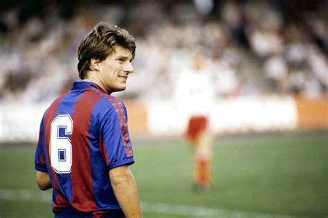 Efter ond stemning: Cruyff ville have Laudrup hjem til Barcelona | BT ...