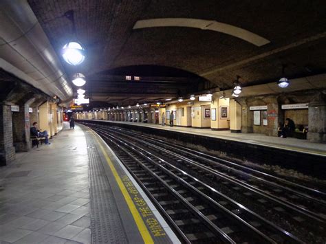 Great Portland Street station | Baker-Street-like vaulting a… | Flickr