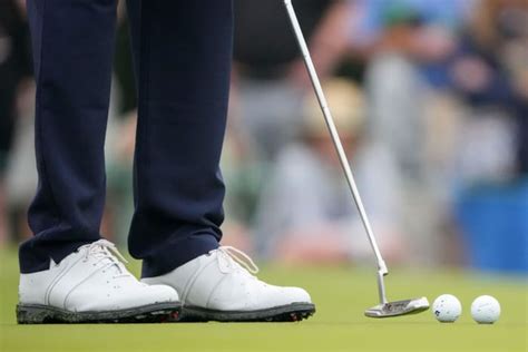 What Shoes is Tiger Woods Wearing at The Masters? - Sports Illustrated ...