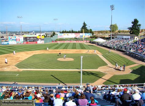 Everett Memorial Stadium - Everett Washington - Home of the Everett ...