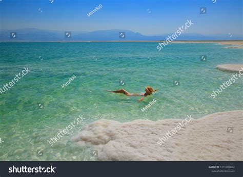 668 Dead sea people floating Images, Stock Photos & Vectors | Shutterstock