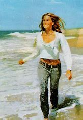 Susan Backlinie: The Iconic Girl from Jaws' Opening Scene - FamousDB