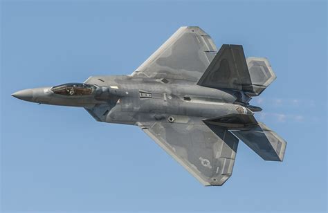 US Naval Aviator explains why an F-22 pilot out of gas, with his ...