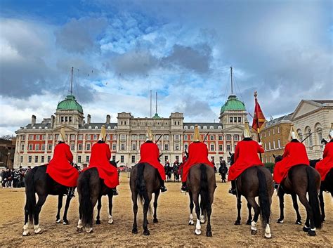 Visitor's Guide to The Horse Guards Parade in London