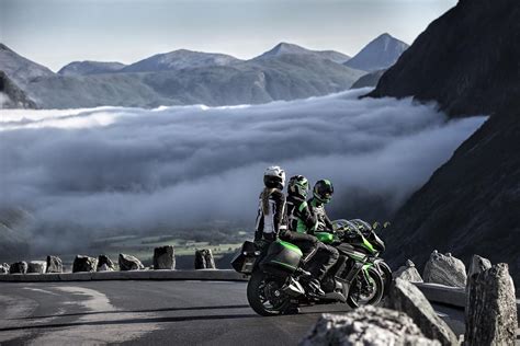 KAWASAKI Z1000SX Tourer (2016-Present) Specs, Performance & Photos - autoevolution