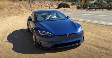 The Tesla Model S Plaid Has Amazing Software, a New 0–60 Mph Test Reveals Elite Dynamics ...