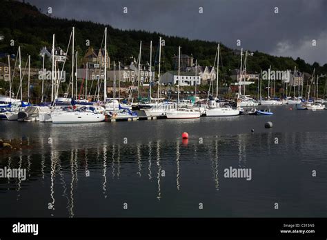 Tarbert loch fyne hi-res stock photography and images - Alamy