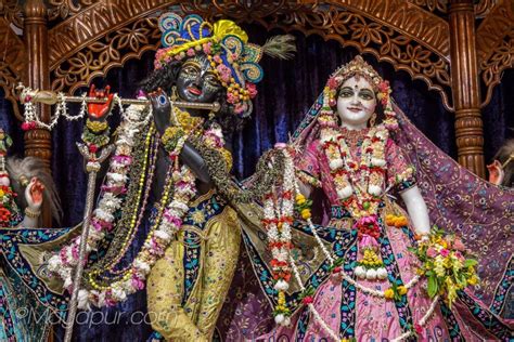 The Radha-Madhava Deities in Mayapur: what are they made… | Mayapur.com