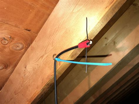 Homebrew ADS-B antenna for airplane tracking - Nashua Area Radio Society