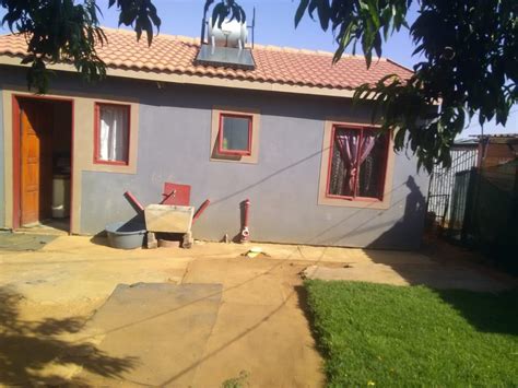 2 Bedroom House for Sale in Daveyton | Benoni - South Africa | IA0003510041 | ImmoAfrica.net