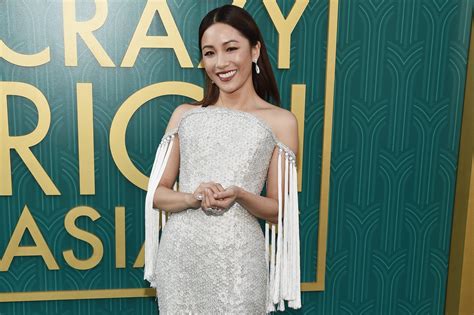 The Best Red Carpet Looks From the Crazy Rich Asians Premiere - FASHION Magazine