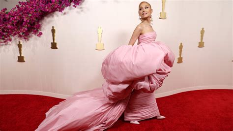 Worst Dress Oscars 2024 - Doro Valerye