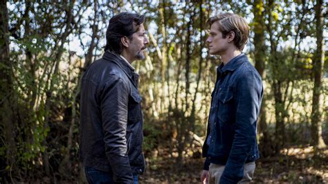 'MacGyver' EP Teases an 'Avengers-Like' Finale Showdown & Love Triangle