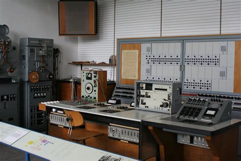 File:DM Recording Studio.jpg - Wikipedia, the free encyclopedia