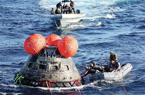 NASA Orion capsule safely blazes back from moon, aces test - Hawaii Tribune-Herald