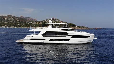 Horizon Yacht Europe - FD Series 75–125 ft