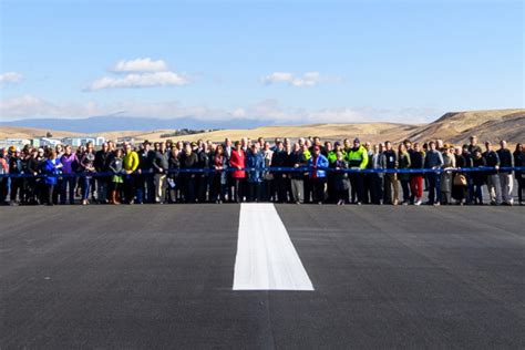 Pullman-Moscow Regional Airport reopens with new runway | WSU Insider | Washington State University