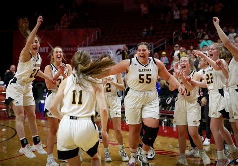 Bishop Garrigan High School wins first Iowa girls basketball title