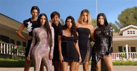 See The Kardashians Recreate ‘KUWTK’ Season One’s Opening Credit