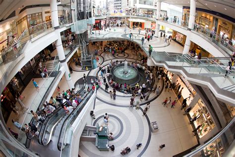 Toronto Eaton Centre - Hours, Stores & Reviews on Toronto Malls