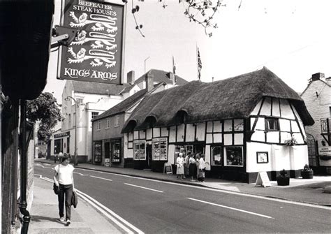 Kings Arms, High Street, Prestbury - Glo'shire Pubs & Breweries