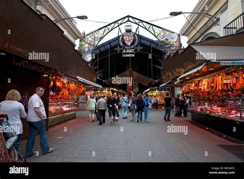 Barcelona La Boqueria market La Rambla entrance Stock Photo - Alamy